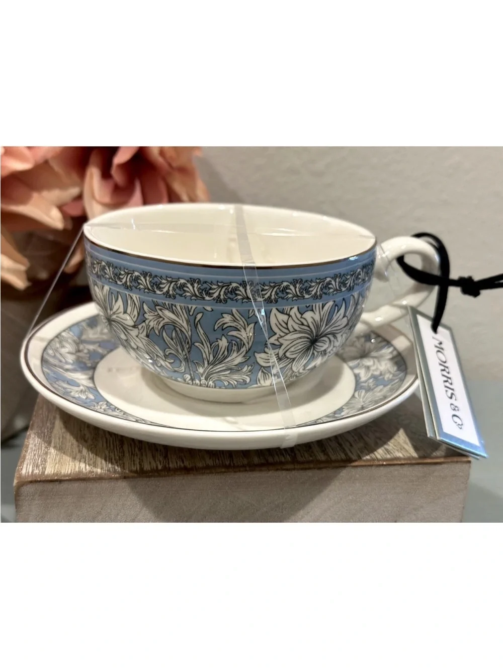 Morris & Co Teacup & Saucer Set of 2
Blue Floral Chrysanthemum Gold Trim
New - Picture 5 of 10